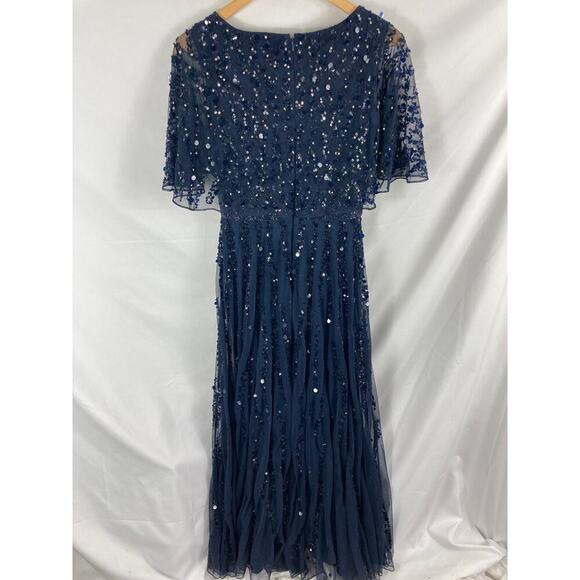 Mac Duggal Beaded Formal Gown Size 4 - Picture 7 of 10